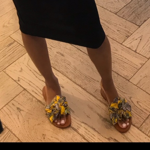 Printed Zara sandals , used . Perfect condition. - Picture 7 of 7